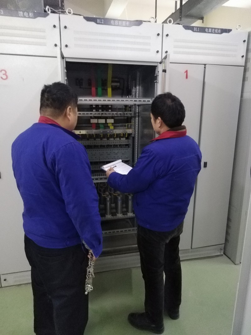 生活泵房控制柜查驗