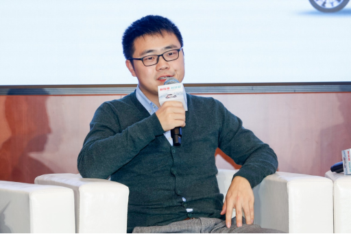 【新聞稿】產(chǎn)學研媒共話商業(yè)化圖景 上汽享道Robotaxi圓桌派擁抱未來新出行1506