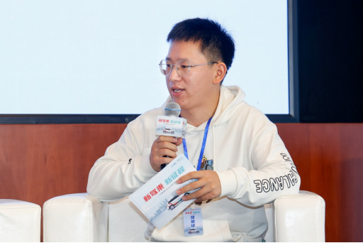 【新聞稿】產(chǎn)學研媒共話商業(yè)化圖景 上汽享道Robotaxi圓桌派擁抱未來新出行1875