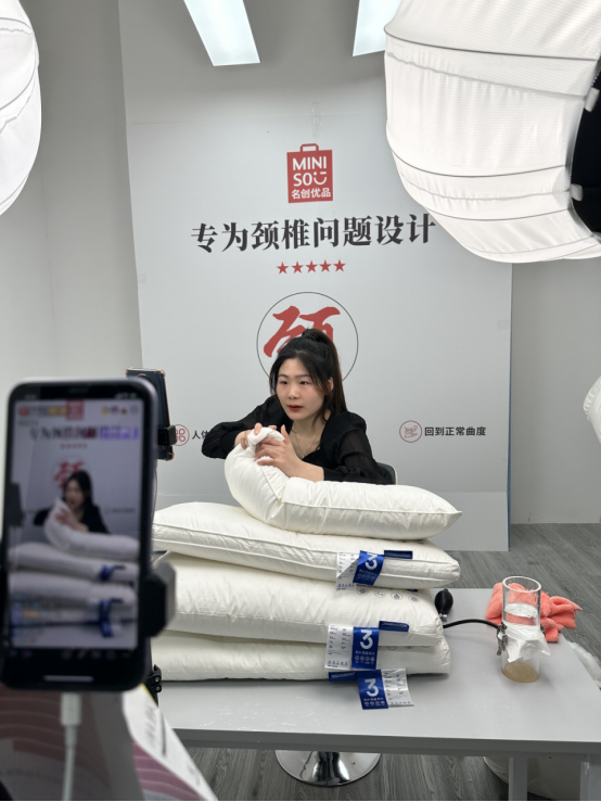 從夫妻店到員工800人，傳統(tǒng)家紡企業(yè)如何在抖音電商乘風破浪893