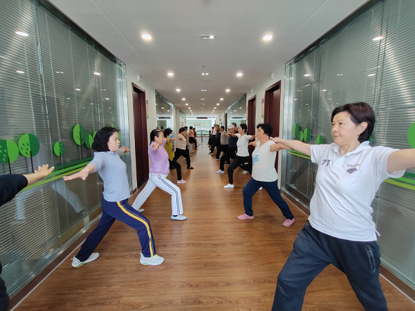 河南省直三院正光街社區(qū)健康促進(jìn)班開辦于2018年244