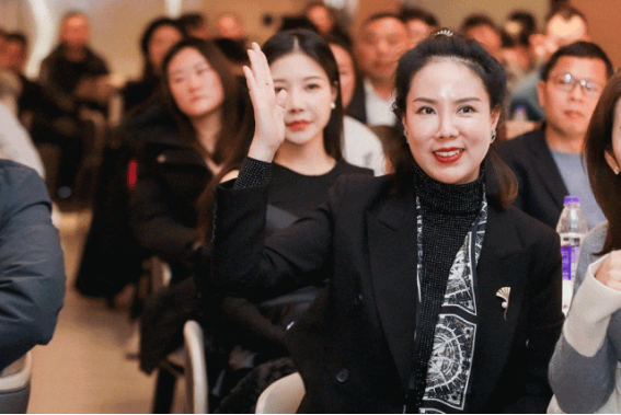 阿五合作伙伴會議圓滿召開，聽聽他們都講了啥？2002