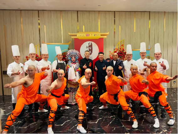 1_2_中馬建交50周年！豫菜旋風(fēng)席卷馬來西亞（改）330