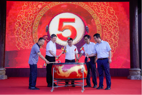 （終稿）打通金融教育最后一公里！中國人壽核心駐豫單位走進(jìn)登封袁橋古村488