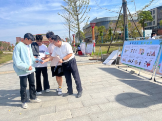 建信人壽信陽(yáng)中支組織開(kāi)展“清廉金融知識(shí)進(jìn)校園”宣傳活動(dòng)390