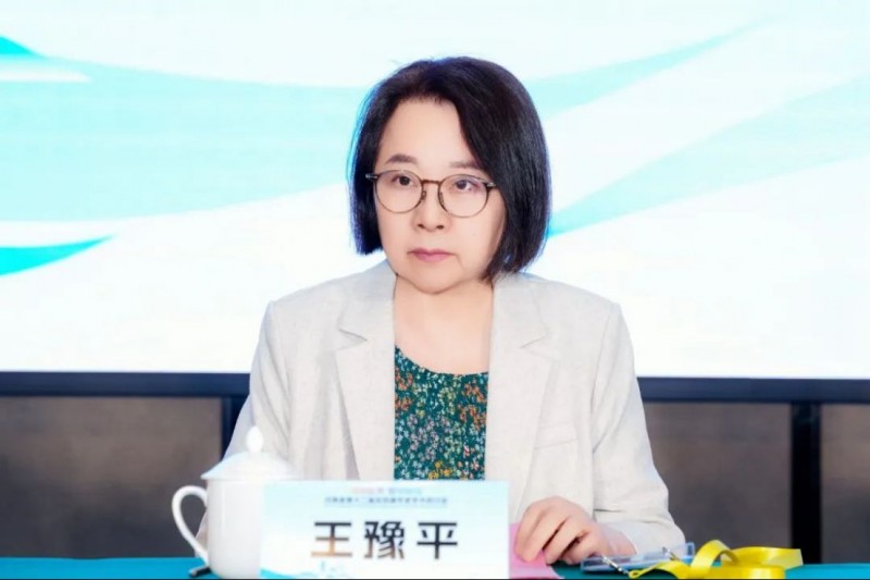 河南京城皮膚中醫(yī)院第十二屆皮膚病專家學(xué)術(shù)研討會新聞稿635